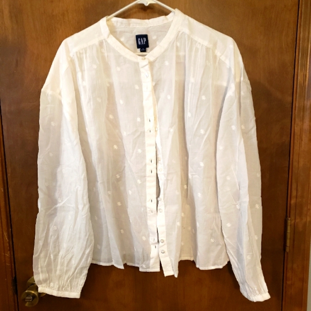 XL Gap Linen shirt, long sleeved NWT